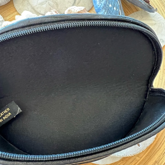 Gift Genuine embossed turquoise leather sunglasses case holder green blue New - Picture 4 of 4